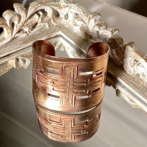Virgins Saints & Angels Santo cuff rose gold